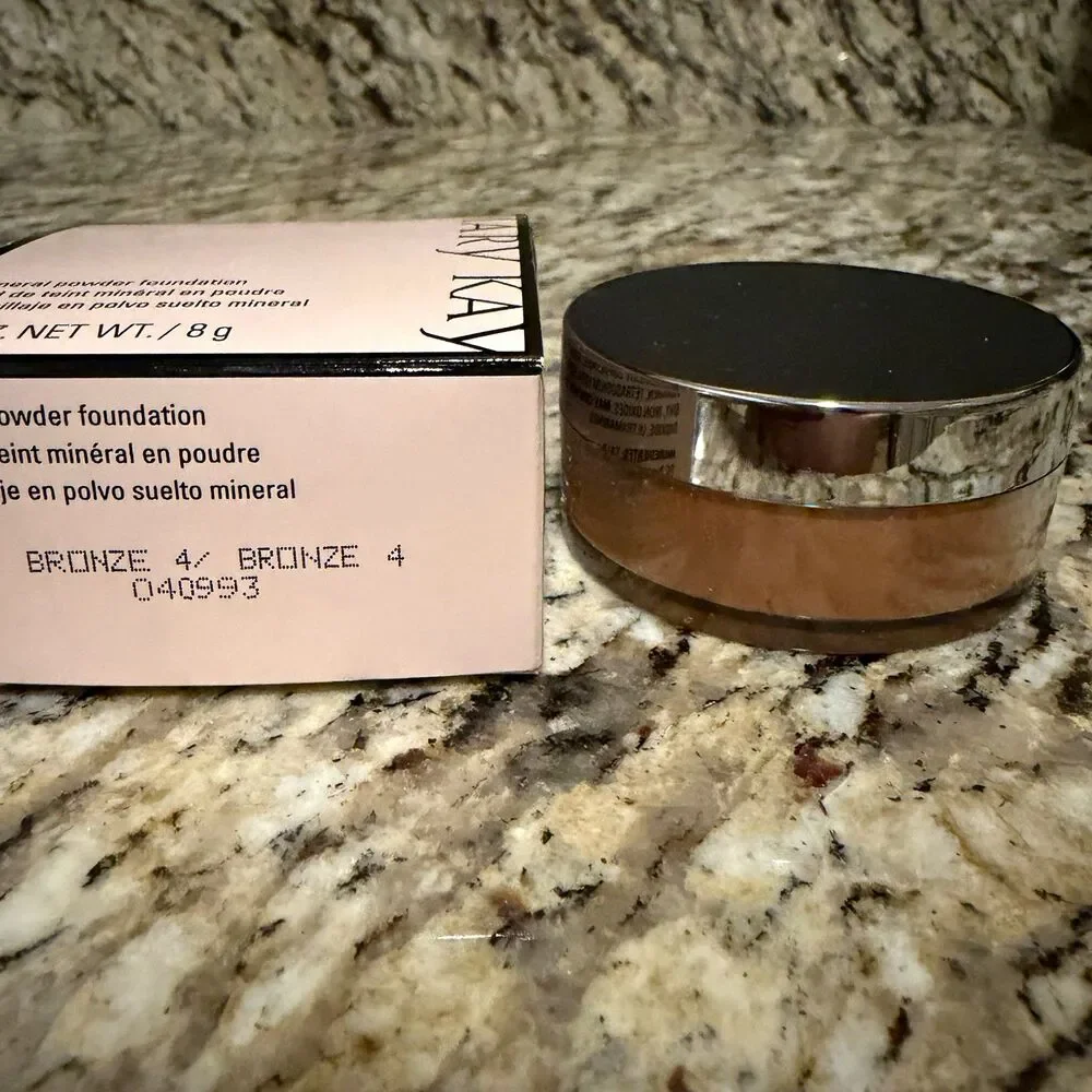 Mary Kay Mineral Powder Foundation Bronze 4 040993 .28 oz 8g Discontinued NIB
